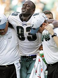 Jevon Kearse Out for Season with Knee Injury AP Photo/Rusty Kennedy<br />
Jevon Kearse gets helped off the field after hurting his knee in overtime.